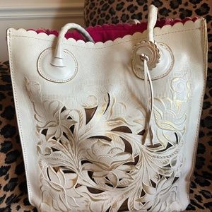 Patricia Nash white cutout